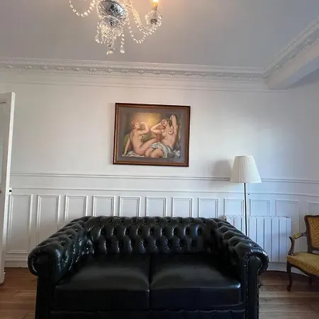 Apartment Luxury Parisian Paris